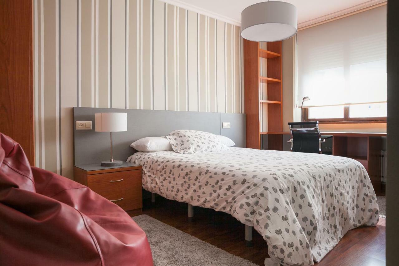 Zafiro Suites Сантьяго-де-Компостела Экстерьер фото