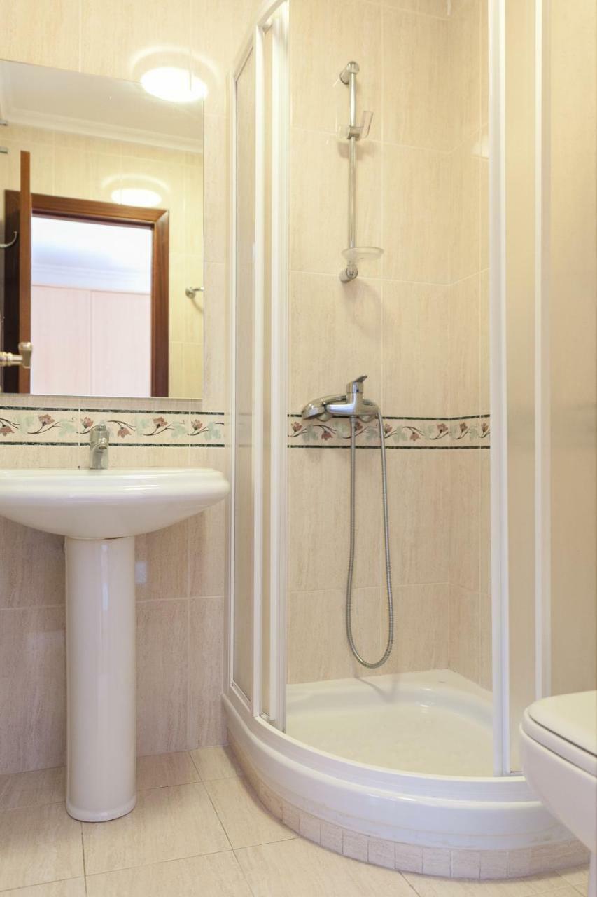 Zafiro Suites Сантьяго-де-Компостела Экстерьер фото